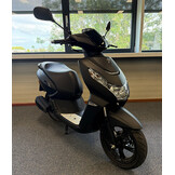 Peugeot Kisbee E5 45km/u Black Edition - 2023