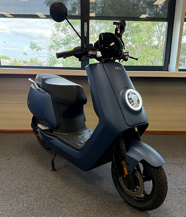 NIU NQi1S Extended Matblauw 45km 60V 35AH 1500W - 2024