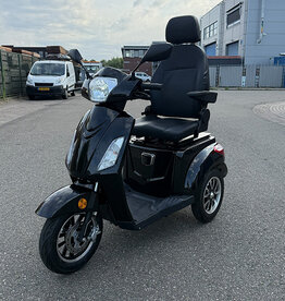 Retelli Retelli Liberta TRE 3-wiel scootmobiel Zwart - 2026 Retelli Retelli Liberta TRE 3-wiel scootmobiel Zwart - 2026