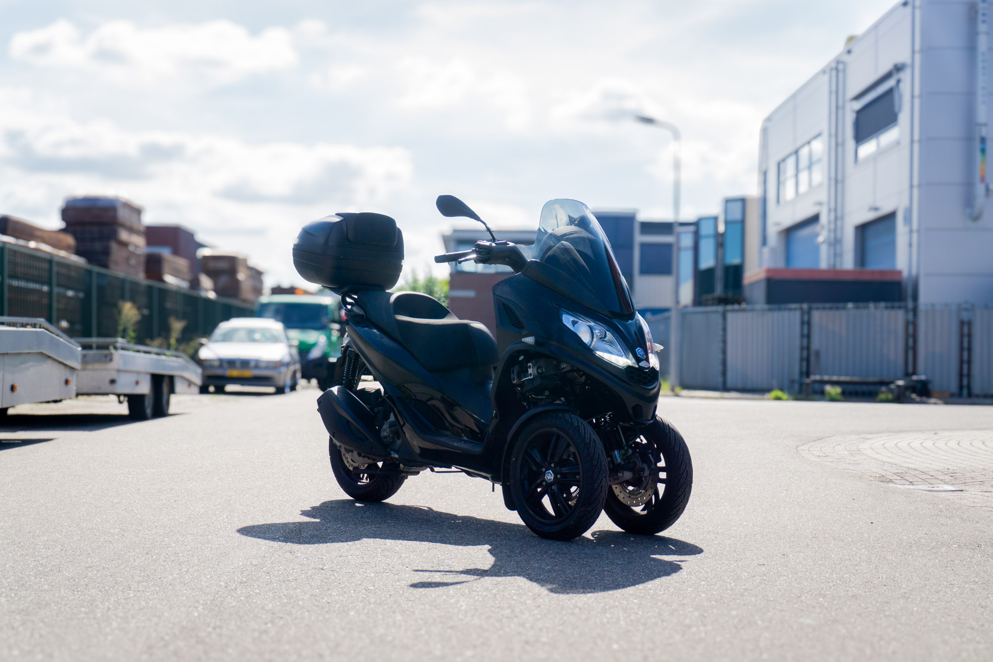Piaggio MP3 HPE 300 Autorijbewijs Matzwart - 2023