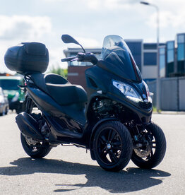 Piaggio Piaggio MP3 HPE 300 Autorijbewijs Matzwart - 2023