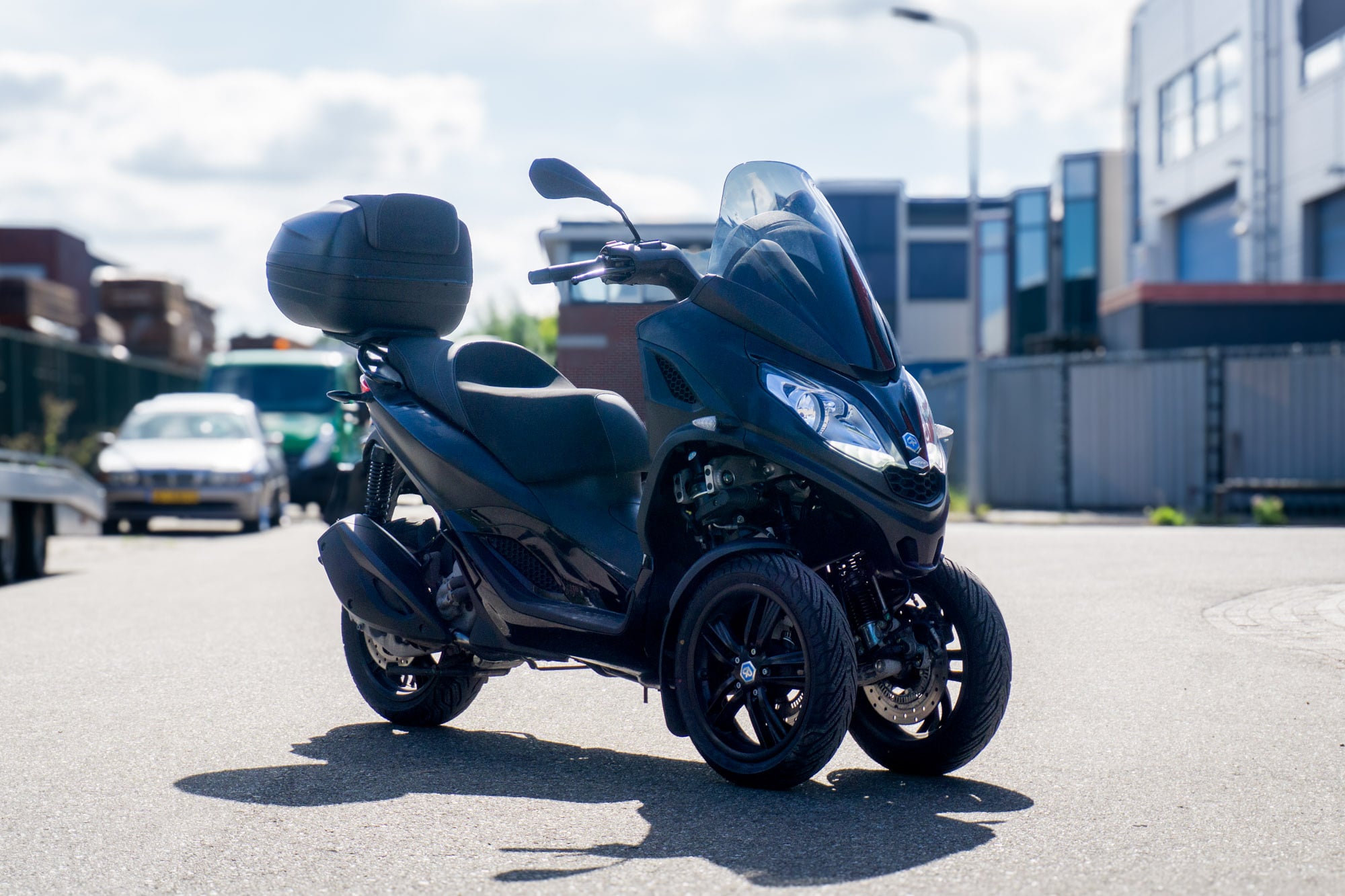 Piaggio MP3 HPE 300 Autorijbewijs Matzwart - 2023