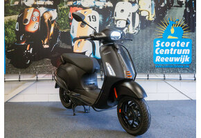 Vespa Sprint S Elettrica Nero Matt 45km/u - 2024