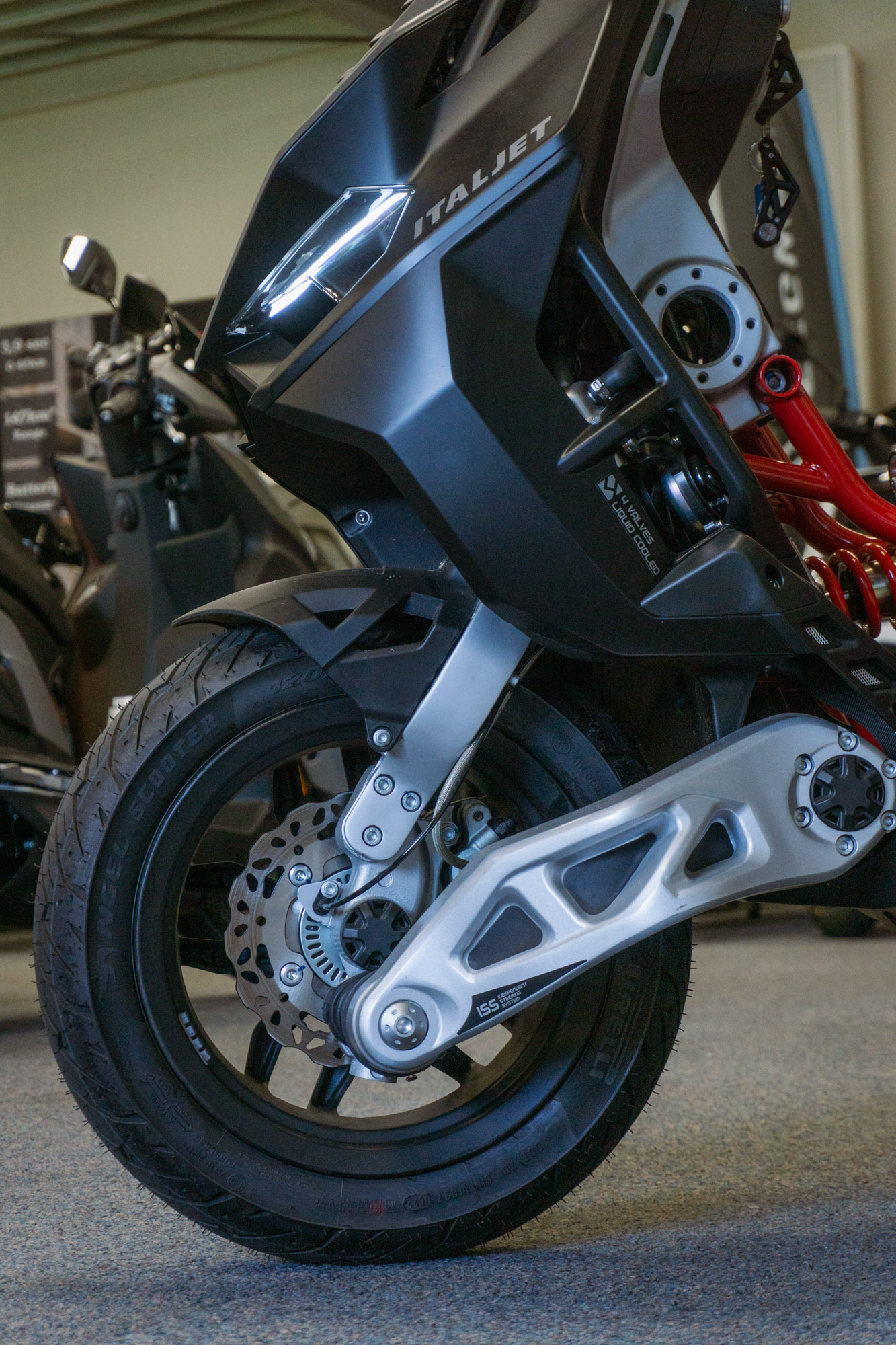 Italjet Dragster Black Red 200cc Euro 5 - Motorscooter