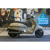 Lambretta X Series X300 SR - Beige - Motorscooter