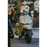 Lambretta X Series X300 SR - Beige - Motorscooter