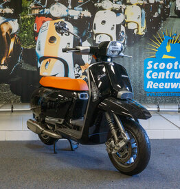 Lambretta Lambretta G Series G350 Black Euro 5 330cc - Motorscooter Lambretta Lambretta G Series G350 Black Euro 5 330cc - Motorscooter