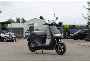 Segway e125s Black  Edition 45km/u - 2023