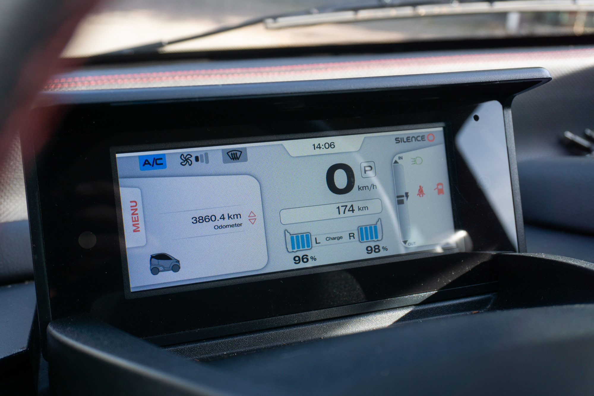 Silence S04 Premium Matgrijs 45 km/u - 2024