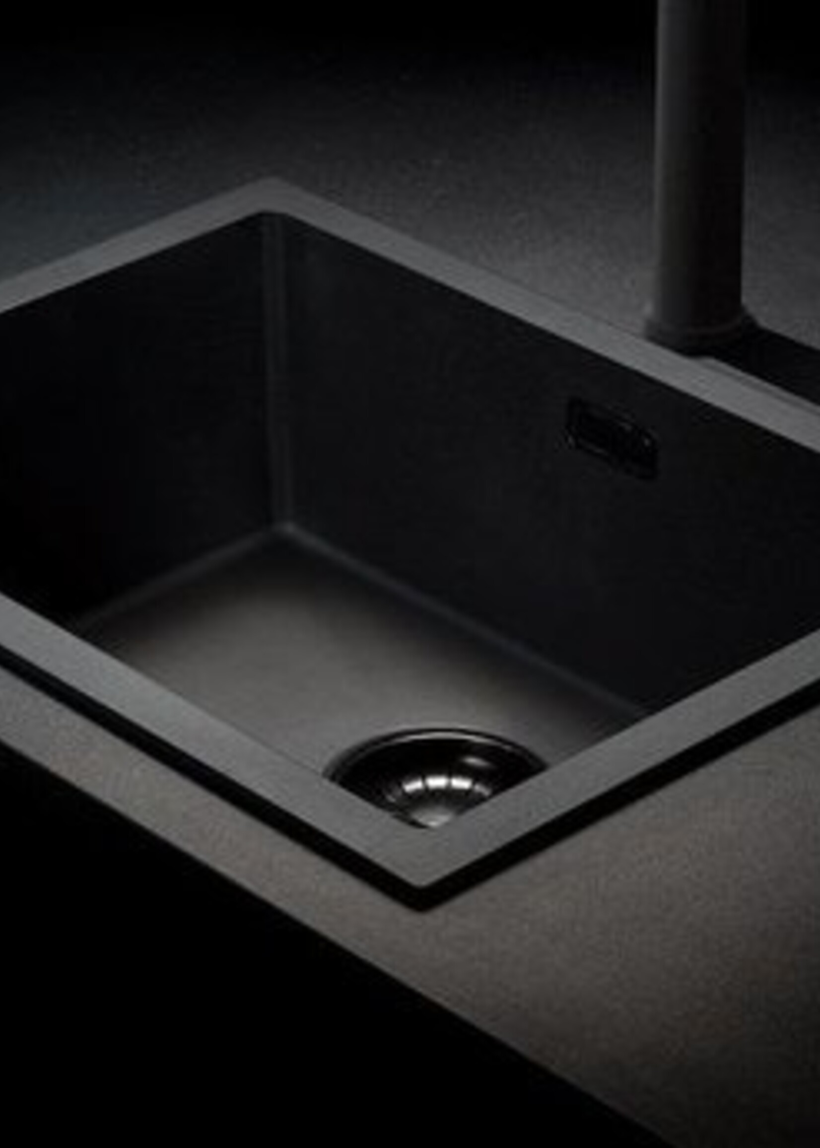 Caressi CAGRPP50BK-TU  spoelbak zwart