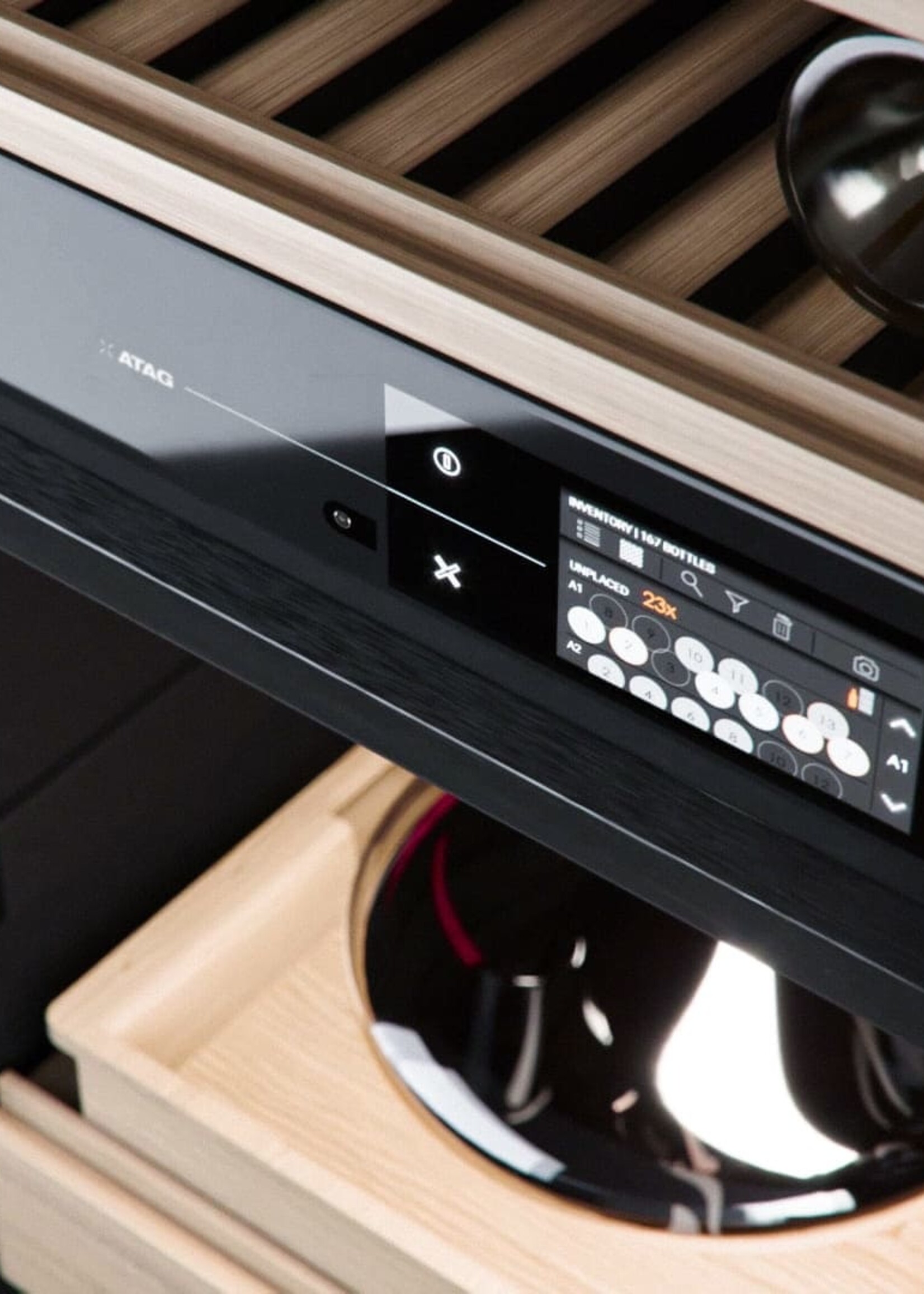 Atag KA8074K3C Wijnklimaatkast - 70 cm