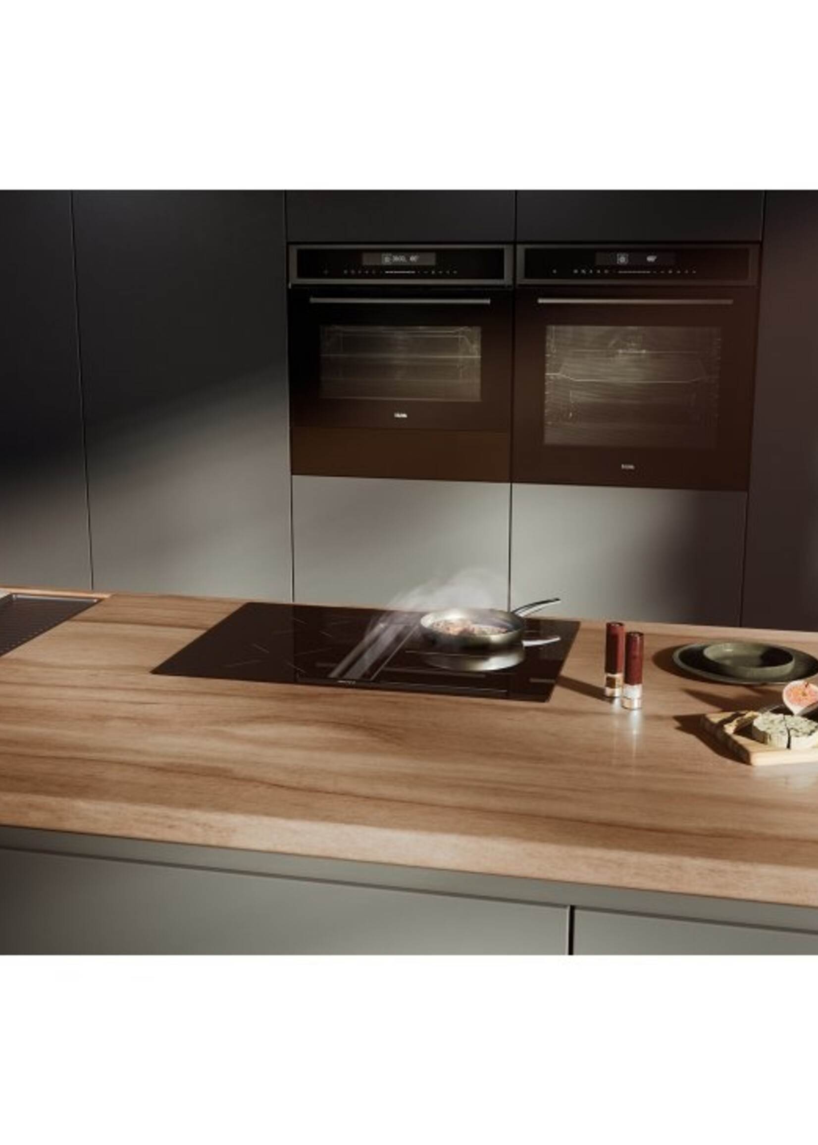Etna AKI671ZT Inductie kookplaat met afzuiging 70 cm