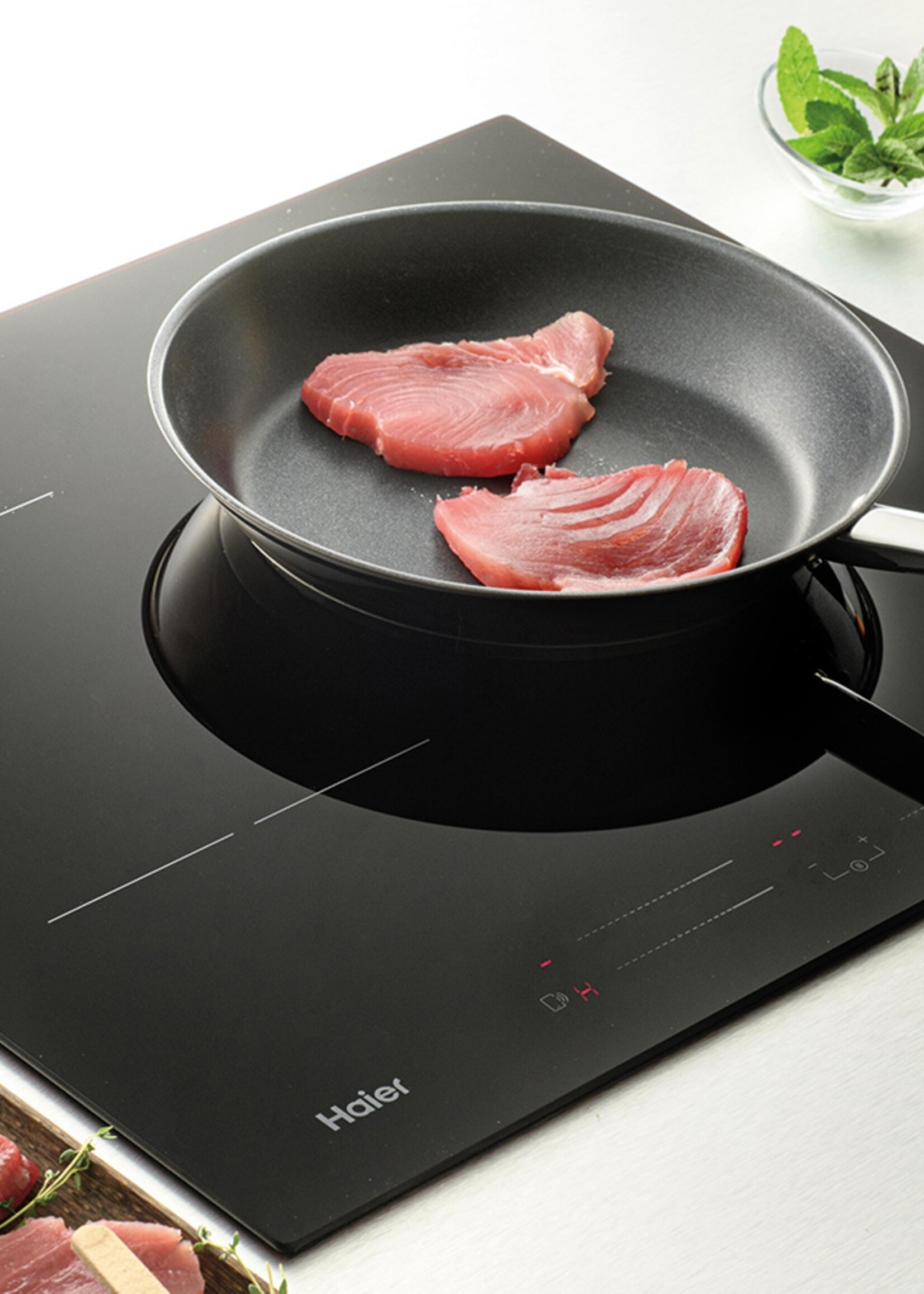 Haier HAFRSJ64MC inductie kookplaat 60cm