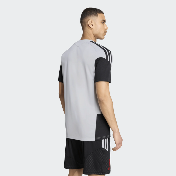 Adidas Liverpool Training shirt 2026-2027 - KB5772