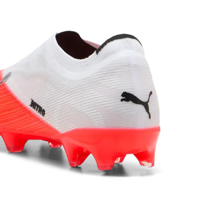 Puma Ultra Nitro 7 Match Laceless voetbalschoenen - 109141-01