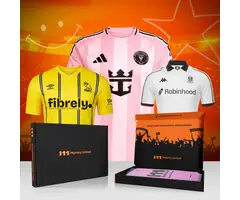 mystery united Mystery Box - maat 152/158 - Mystery United - Voetbalshirts -