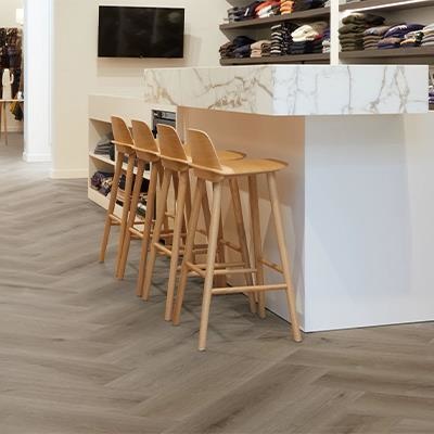 CoreTec Essentials Herringbone Serie 50-LVRH-2486 Texas Oak H86