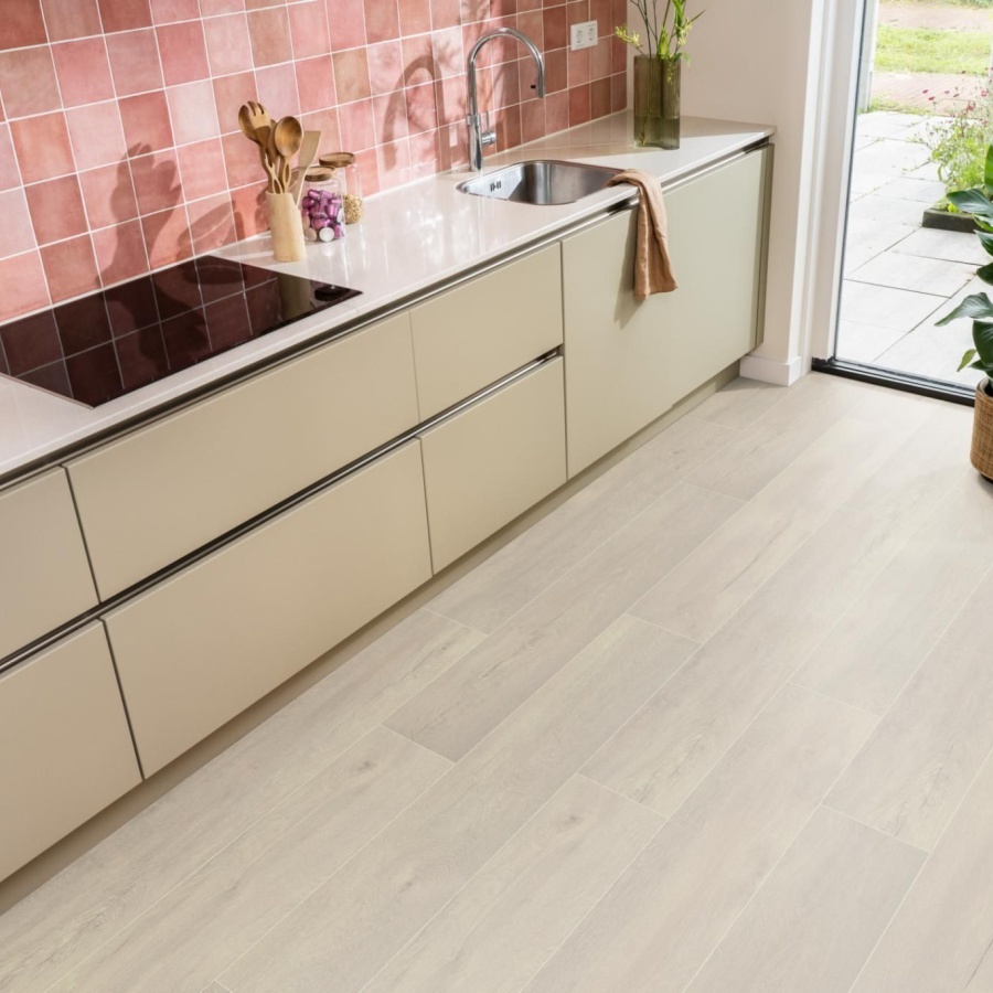 Ambiant Saarland Eiken wit 8106