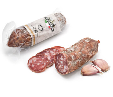 Salami met Knoflook vacuum verpakt