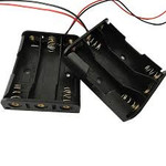 COMF 3 x 1.5V AAA Battery Holder