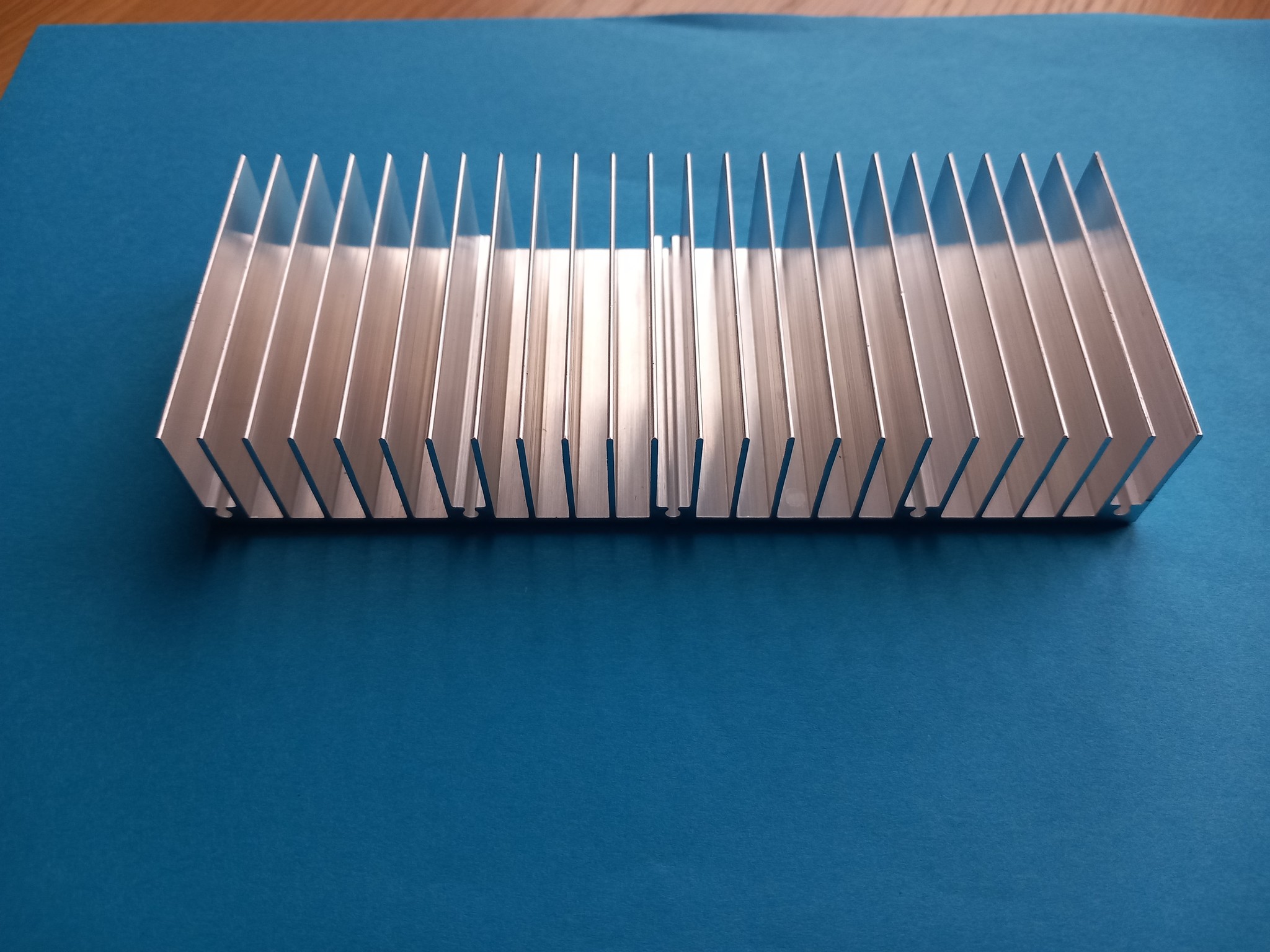 Aluminium Hoog Vermogen Koellichaam (heatsink)  150x25x60