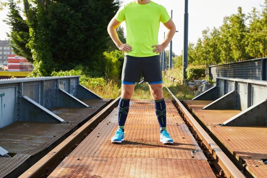 The difference between compression socks and tubes
