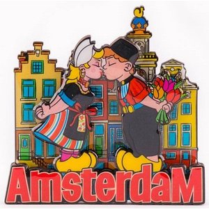 Typisch Hollands Magnet - Kissing couple in Amsterdam