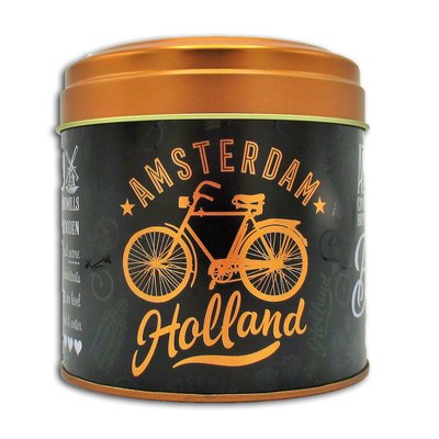 Matix Stroopwafels in a nostalgic Amsterdam tin