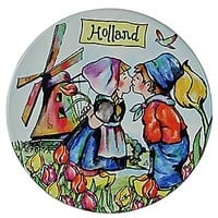 Typisch Hollands Coaster Kissing couple color