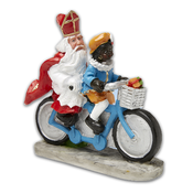 Typisch Hollands Sint en Piet op de fiets