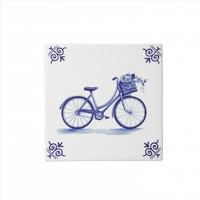 Heinen Delfts blauw Delft blue tile with a bicycle.