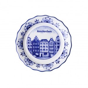 Heinen Delftware Scalloped coaster with canal houses