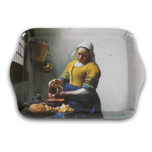 Typisch Hollands Mini tray of Vermeer's Milkmaid