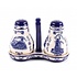 Typisch Hollands Salt and pepper shakers on a tray - Delft blue