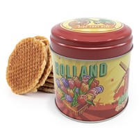 Typisch Hollands Stroopwafels in einer holländischen Backform im Retro-Stil