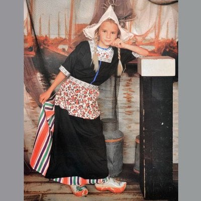 Typisch Hollands Volendam girl costume