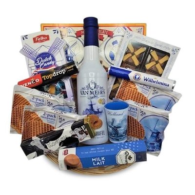 van Meers Gift basket Typical Dutch goodies and liqueur