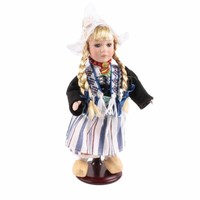 Typisch Hollands Pop porselein vrouw bontje 26 cm