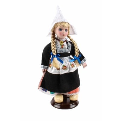 Matix Pop in traditionele kleding (zwart) 20cm