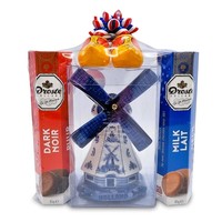 Typisch Hollands Gift set Typically Dutch - Windmill, Chocolate and clogs