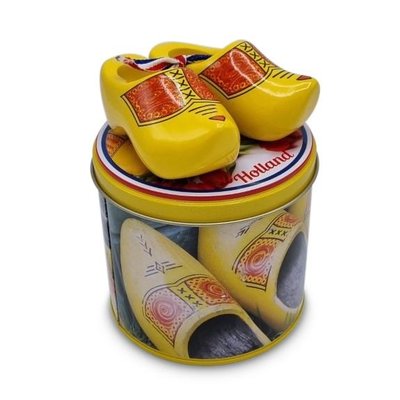 www.typisch-hollands-geschenkpakket.nl Stroopwafels gift set - with Wooden clogs Yellow