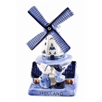 Typisch Hollands Delfts Blauwe molen met Kussend Paar