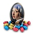 Typisch Hollands Easter egg (tin) filled with chocolate eggs - the girl with the pearl