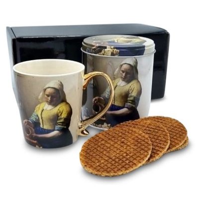 Typisch Hollands Exclusieve cadeauset Vermeer  ( Het melkmeisje) met stroopwafels