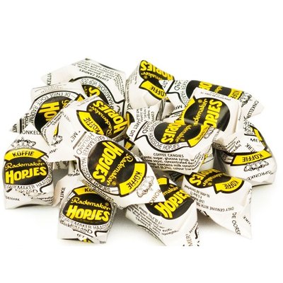 Typisch Hollands Gift box with Dutch tea and chocolate