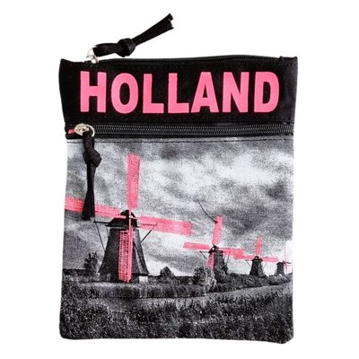 Robin Ruth Nektas - Passport bag - Holland - Windmills