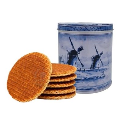 Typisch Hollands Stroopwafels in einer Dose & Becher mit goldenem Henkel (Mühlen)