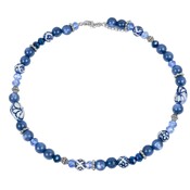 Typisch Hollands Necklace with Delft blue beads