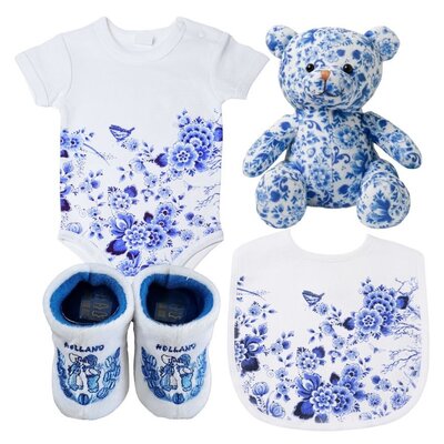 www.typisch-hollands-geschenkpakket.nl Baby gift package - Little bear - Baby 0-6 months