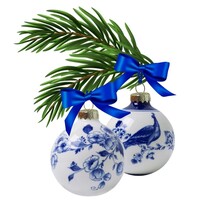 Heinen Delftware Set mit 2 Delfter Blau dekorierten Weihnachtskugeln, 7 cm, Blüte und Pfau